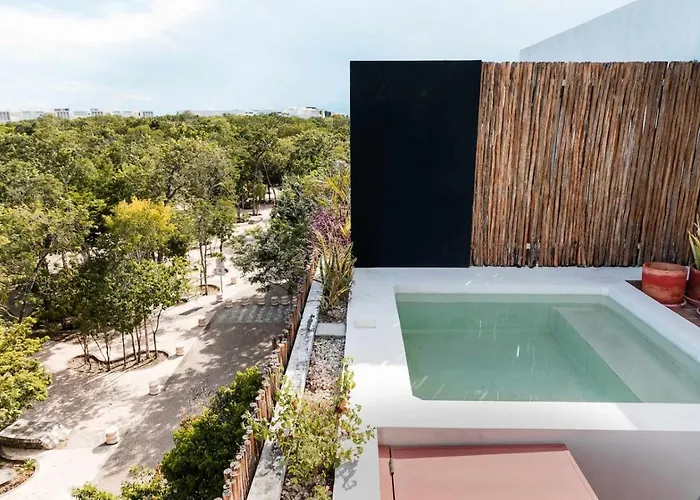 Amira Private Pool Facing The Park *